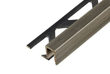 8 mm chromuotų plytelių apdaila