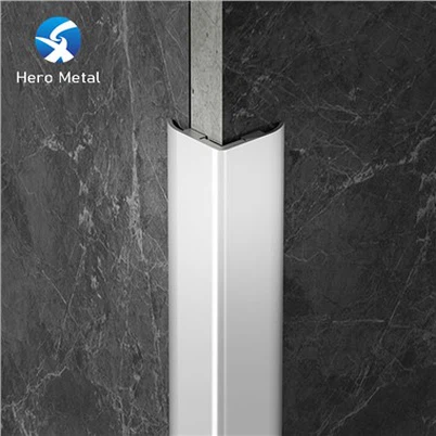 Metalinė juostelė plytelėms