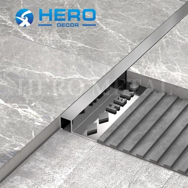 Aliuminio kvadratinės formos plytelių apdaila