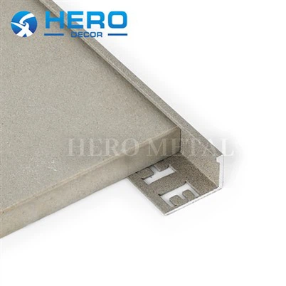 Gamykloje pritaikytos plytelių apdailos L formos nauja spalva